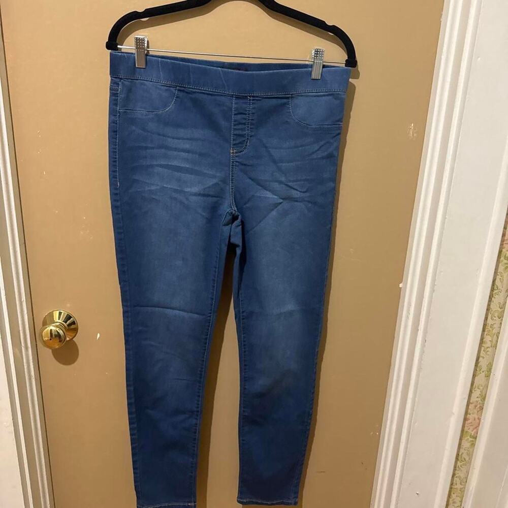 No boundaries blue denim jeans